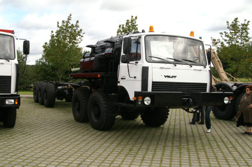817534 (a): :3008x2000